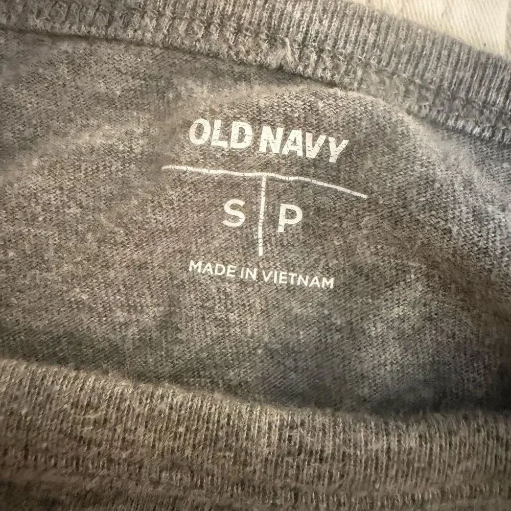 Old Navy size S basic striped blouse - Picture 6 of 6